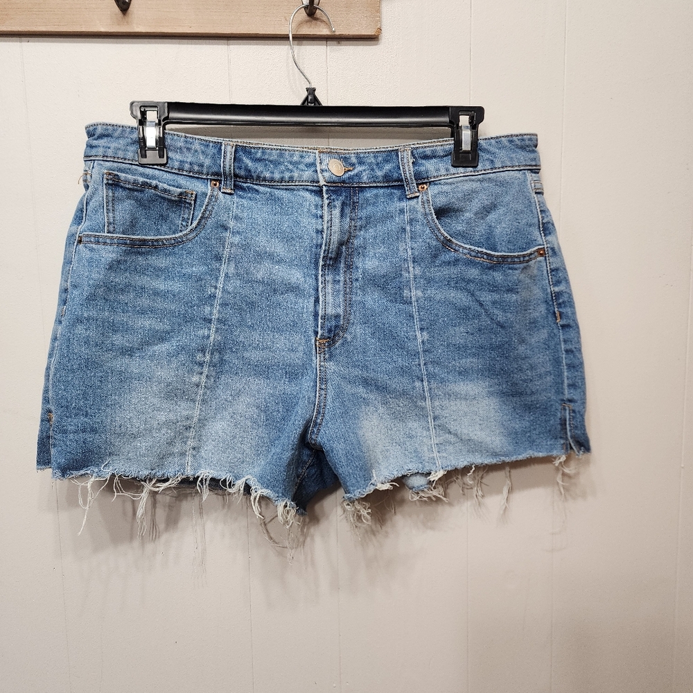 No Boundaries Shorts Size 19 Denim Blue Frayed Casual Jean C349Z‎